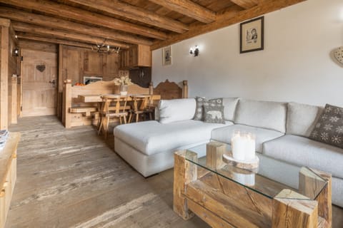 Pass Me My Paintbrush Apartment in Cortina d Ampezzo