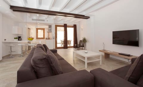 Sun-Drenched Stone Apartment in Pollença