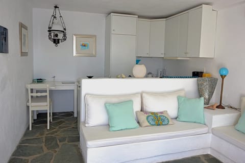 Turquoise Charm Apartment in Kea-Kythnos