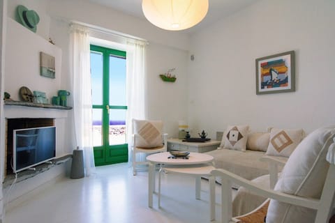 A Spot of Serenity  Apartment in Kea-Kythnos