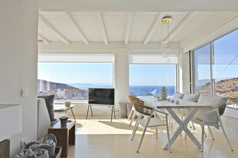 Island High Apartment in Kea-Kythnos