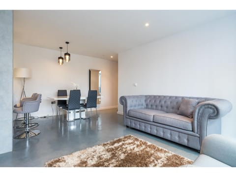 Plush Perfection Apartment in London Borough of Camden