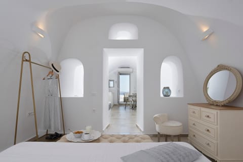 Santorini Escape Apartment in Oia