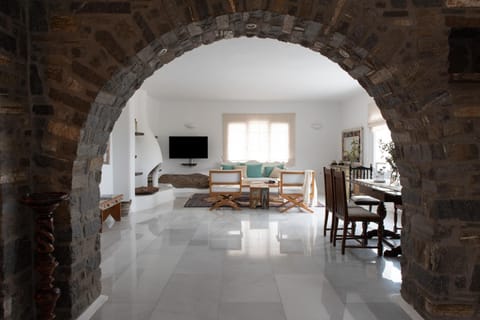 Arch & Macrame Apartment in Paros, Greece