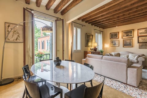 Art's Charm  Apartment in Lido di Venezia