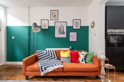 Bold Beauty Apartment in York