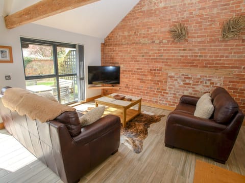 Beams & Bricks Apartment in West Lindsey District