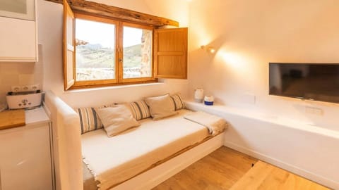 Alpine Blossom Apartment in Asturias