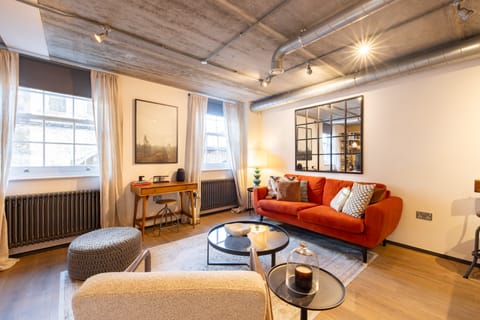 The Atomic Number Apartment in London Borough of Southwark