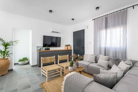 Aegean Wonder Apartment in Rhodes, Greece