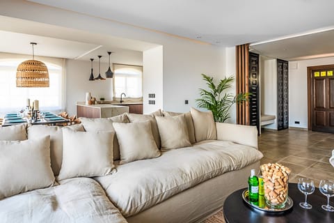 The Palms Apartment in Nerja