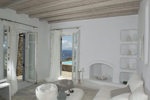 The Grecian Vibe Apartment in Mykonos, Mikonos 846 00, Greece