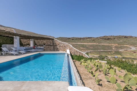 Dionysus' View Apartment in Mykonos, Mikonos 846 00, Greece