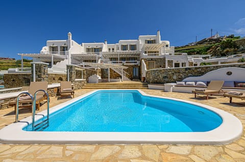 Green Bloom Apartment in Mykonos