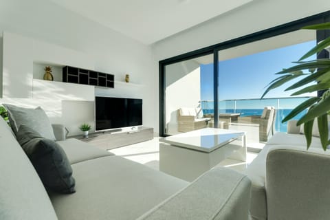 Sea Breeze Serenade Apartment in Benidorm