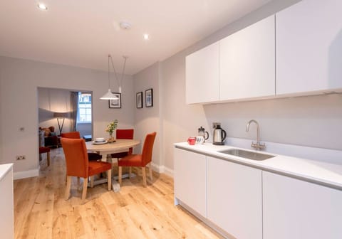 The Rocky Road Apartment in Edinburgh