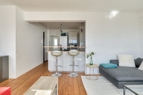 The Parisian Stroll  Apartment in Paris