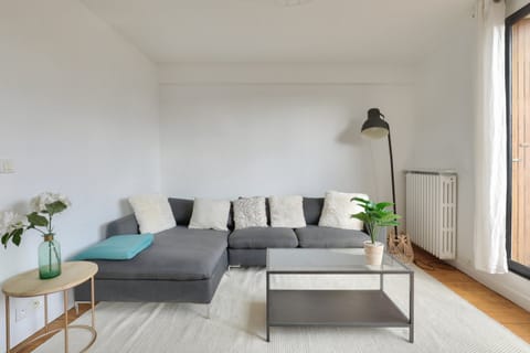 The Parisian Stroll  Apartment in Paris