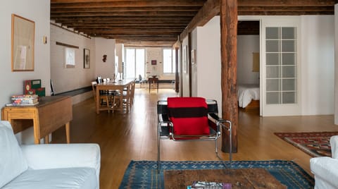 The Cobblestone Luxury apartment in Lower Manhattan