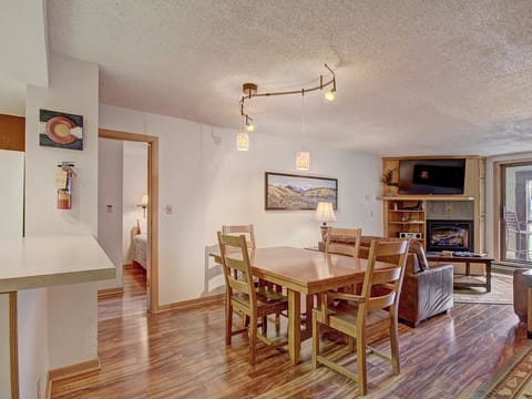 Beautiful Condo, Ski Out Your Back Door - FP202 Wohnung in Copper Mountain