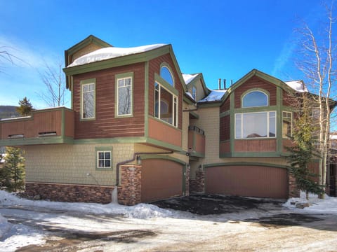 18 Autumn Brook Townhouse in Keystone