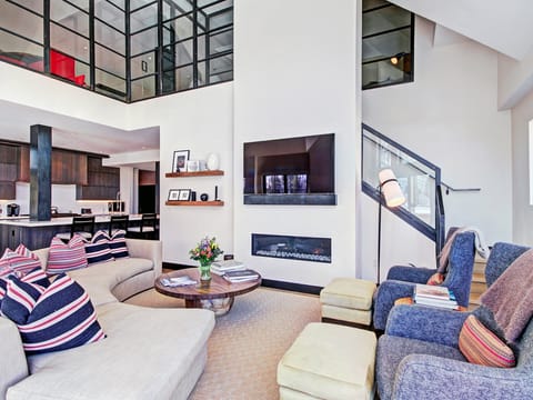 Iconic 5 Bedroom Penthouse at the Ritz-Carlton Save 20% on 7+ Nights! Apartment in Vail