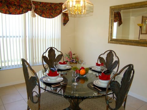 4626 Maison in Kissimmee