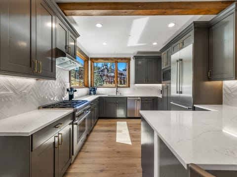 lens-collective-real-estate-photography-services-62-tricias-trl-frisco-colorado-80443-27