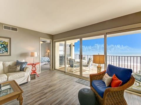 Living Room and Balcony with Ocean View