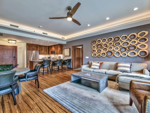 Luxury 2Br Residence steps from Heavenly Village & Gondola Apartment in Stateline