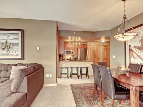 Luxury Remodeled Passage Point Condo - Short Walk to Lifts - Heart of Center Village - PP404 Apartment in Copper Mountain
