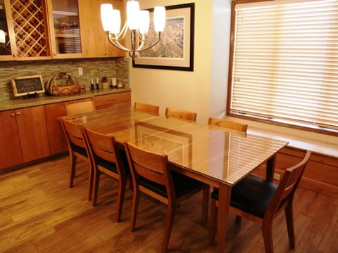 Sierra Megeve 7 Deluxe Remodeled Condo, Just A Short Walk To Canyon Lodge Eigentumswohnung in Mammoth Lakes