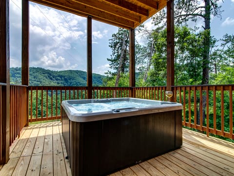 Chateaux Nirvana - 5 Bedrooms, 5 Baths, Sleeps 20 Cabane standard in Pigeon Forge