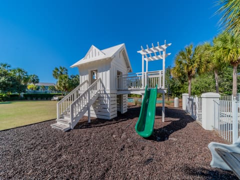 Belleview Park - Playground