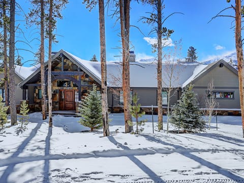 Exterior - Breck Escape - Breckenridge Vacation Rental