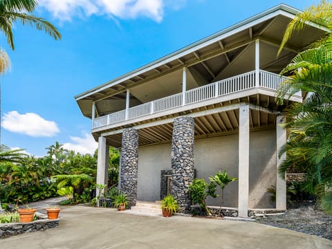 Ono Hale House in Holualoa