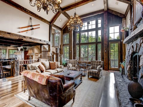 Living Area - Ski Bridge Lodge - Breckenridge Vacation Rental