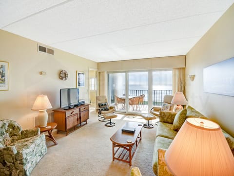 Living Room and Balcony with Ocean View