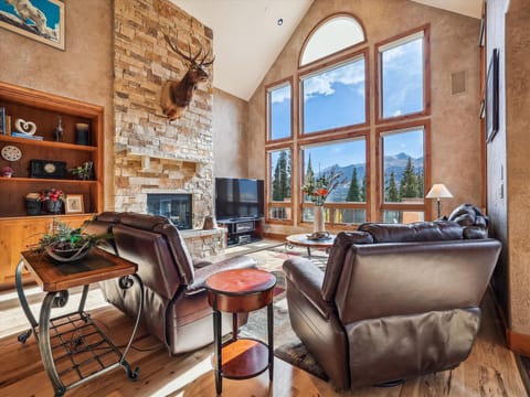 Living Room, Rounds Retreat, Breckenridge Vacation Rental