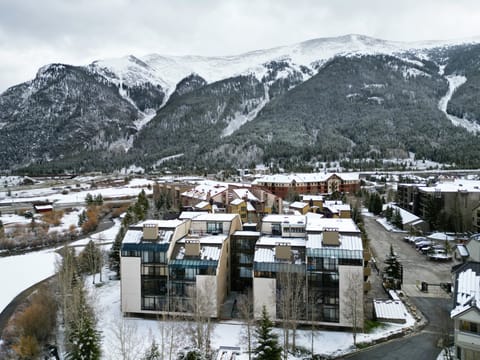 Aerial view of Wheeler House with views of the Ten Mile Range in the background.