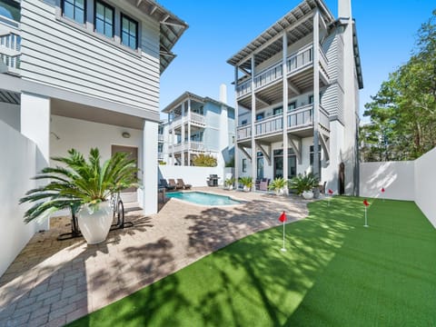 Winston At Rosemary | Outdoor Putting Green | Private Pool | 1 Minute Walk To Downtown Rosemary