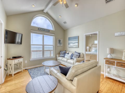 Living Room Pet Friendly Gulf Front Beach House