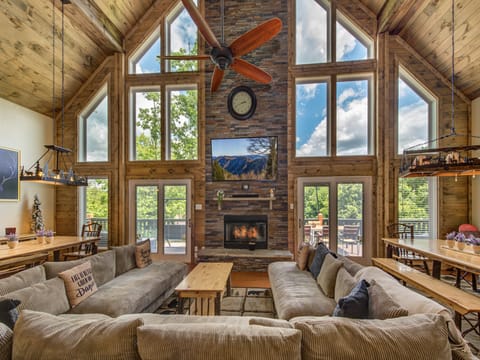 Great Room with Fireplace