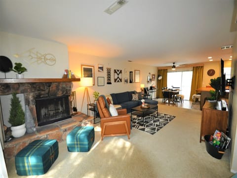 Living room. Unit 5 Lot 26, Vacation Rental (Gnome And Creek Condo)