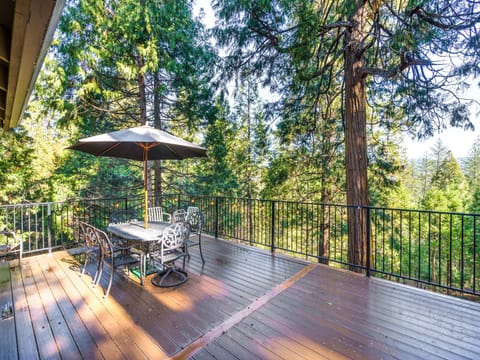 Upper Deck with view of trees. (Pine Mountain Lake Vacation Rental, Unit 2 Lot 445, The Treetops).