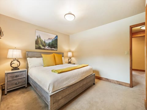 Bedroom - Friendly Fox Chalet - Breckenridge Vacation Rental