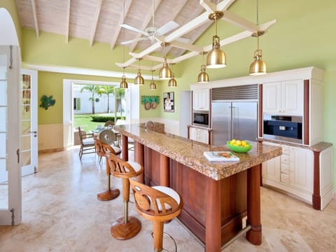 KITCHEN LOOKING IN