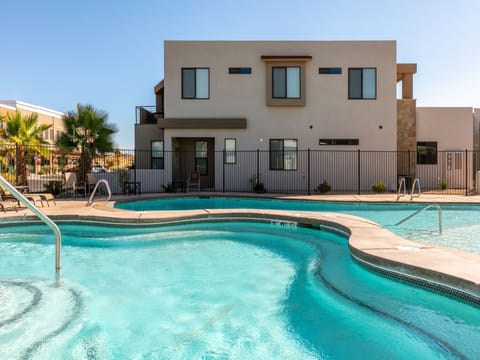 Community Pool and Hot Tub