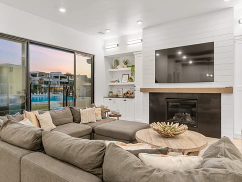 Living Area with Lagoon Front Views