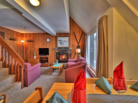 This three bedroom, two bathroom condo is located just steps to Killington Mountain in the main building at Mountain Green Resort.